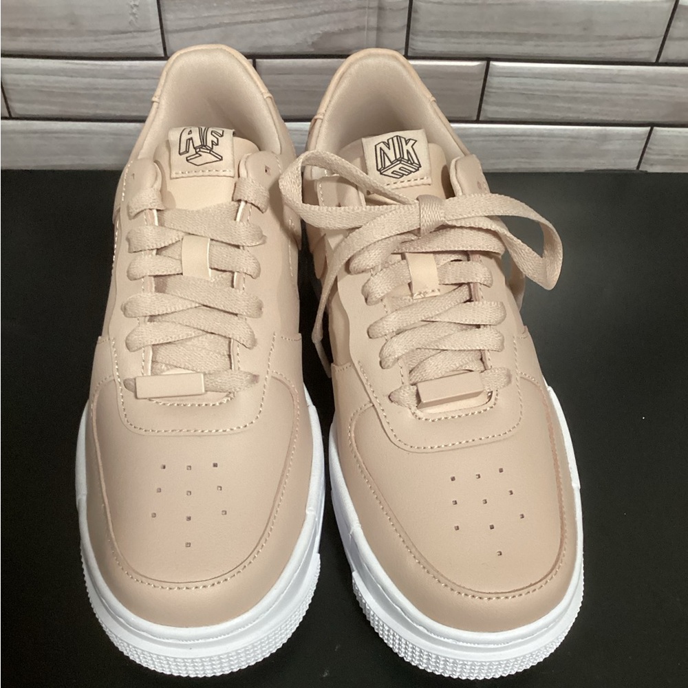 Authentic Nike AF 1 pixel casual sneaker